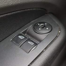 Foto inzerátu Ford Focus 1.6 i