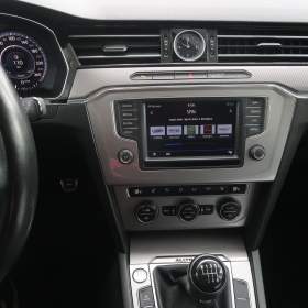 Foto inzerátu Volkswagen Passat 2.0 TDI