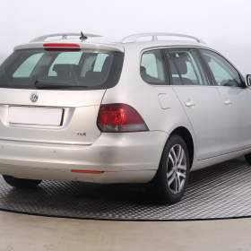 Foto inzerátu Volkswagen Golf 1.6 TDI