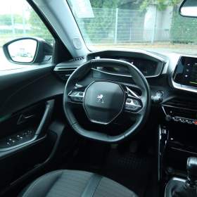 Foto inzerátu Peugeot 2008 1.2 PureTech