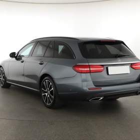 Foto inzerátu Mercedes-Benz Třídy E E 220 d 4MATIC
