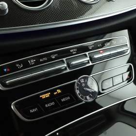 Foto inzerátu Mercedes-Benz Třídy E E 220 d 4MATIC