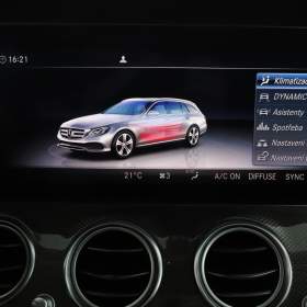 Foto inzerátu Mercedes-Benz Třídy E E 220 d 4MATIC