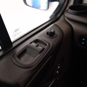 Foto inzerátu Ford Transit Custom 2.0 EcoBlue
