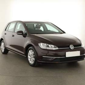 Foto inzerátu Volkswagen Golf 1.0 TSI