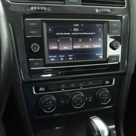 Foto inzerátu Volkswagen Golf 1.0 TSI