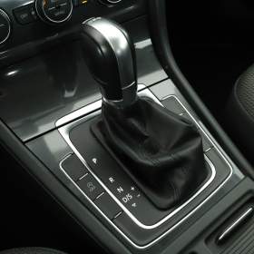 Foto inzerátu Volkswagen Golf 1.0 TSI