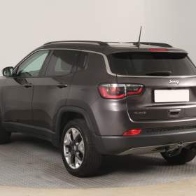 Foto inzerátu Jeep Compass 1.4 MultiAir