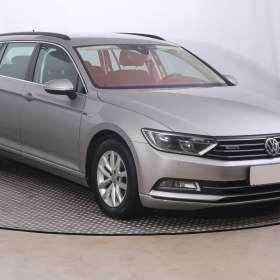 Foto inzerátu Volkswagen Passat 2.0 TDI