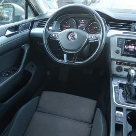 Foto inzerátu Volkswagen Passat 2.0 TDI
