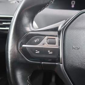 Foto inzerátu Peugeot 5008 PureTech 130