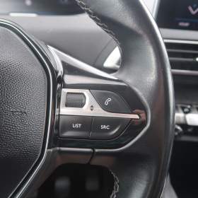 Foto inzerátu Peugeot 5008 PureTech 130