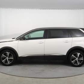 Foto inzerátu Peugeot 5008 PureTech 130