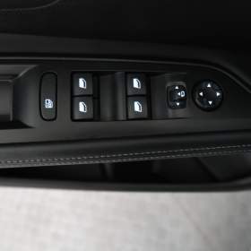 Foto inzerátu Peugeot 5008 PureTech 130