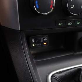 Foto inzerátu Chevrolet Captiva 2.4 i