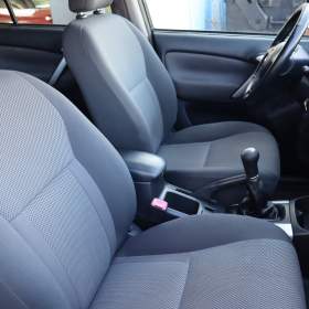 Foto inzerátu Toyota Rav4 2.0 D-4D