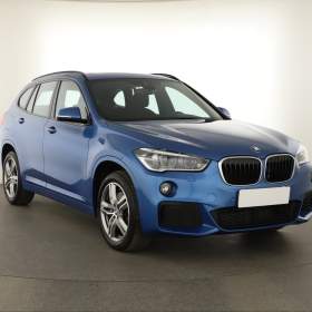 BMW X1 sDrive20i / 19585124