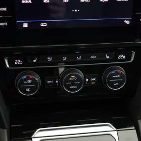 Foto inzerátu Volkswagen Passat 2.0 TDI