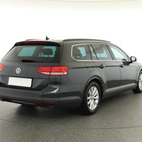 Foto inzerátu Volkswagen Passat 2.0 TDI