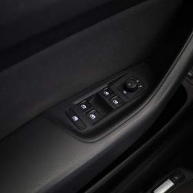 Foto inzerátu Volkswagen Passat 2.0 TDI