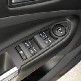 Foto inzerátu Ford Kuga 1.6 EcoBoost