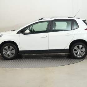 Foto inzerátu Peugeot 2008 1.2 PureTech