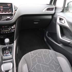 Foto inzerátu Peugeot 2008 1.2 PureTech