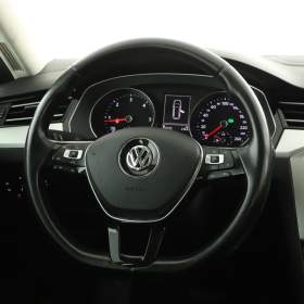 Foto inzerátu Volkswagen Passat 2.0 TDI