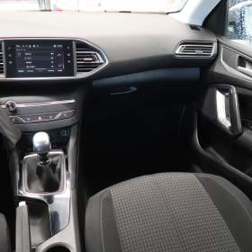 Foto inzerátu Peugeot 308 1.2 PureTech