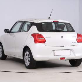 Foto inzerátu Suzuki Swift 1.2 SHVS