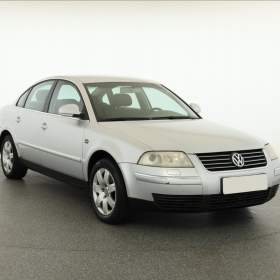 Volkswagen Passat 1.9 TDI / 19585676