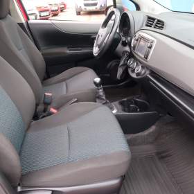 Foto inzerátu Toyota Yaris 1.33 Dual VVT-i