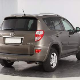 Foto inzerátu Toyota Rav4 2.2 D-CAT
