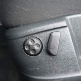 Foto inzerátu Volkswagen Sharan 2.0 TDI