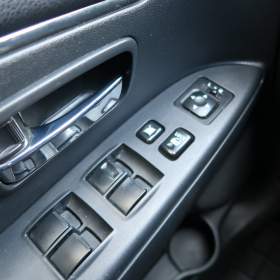 Foto inzerátu Mitsubishi ASX 1.6 MIVEC