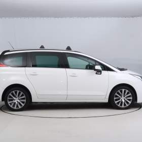 Foto inzerátu Peugeot 5008 2.0 HDI