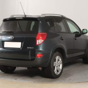 Foto inzerátu Toyota Rav4 2.2 D-CAT