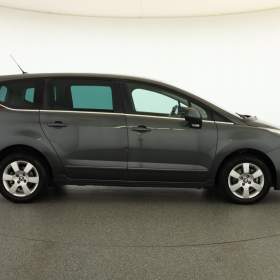 Foto inzerátu Peugeot 5008 2.0 BlueHDi