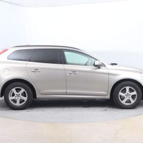 Foto inzerátu Volvo XC60 D4