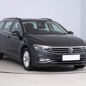 Foto inzerátu Volkswagen Passat 2.0 TDI