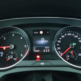 Foto inzerátu Volkswagen Passat 2.0 TDI