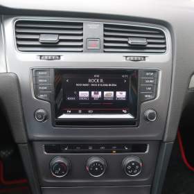 Foto inzerátu Volkswagen Golf 1.6 TDI