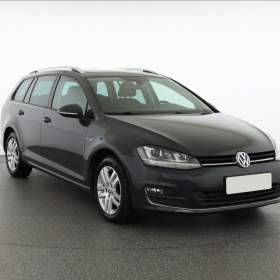 Foto inzerátu Volkswagen Golf 2.0 TDI