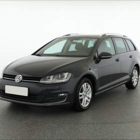 Foto inzerátu Volkswagen Golf 2.0 TDI