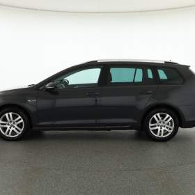 Foto inzerátu Volkswagen Golf 2.0 TDI