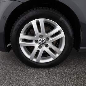 Foto inzerátu Volkswagen Golf 2.0 TDI