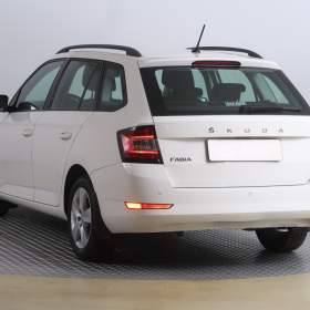 Foto inzerátu Škoda Fabia 1.0 TSI