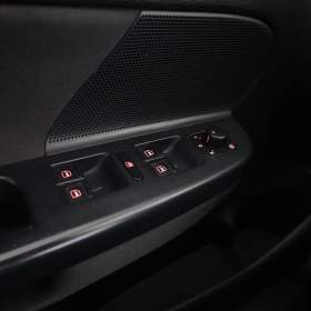 Foto inzerátu Volkswagen Golf 1.6 TDI