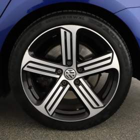 Foto inzerátu Volkswagen Golf 2.0 TSI R