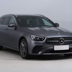 Mercedes- Benz Třídy E E 300 de 4MATIC / 19587447